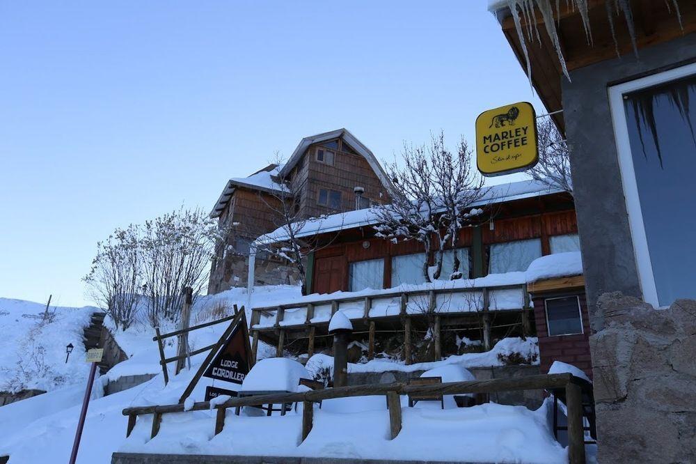 ואיה נבאדו Lodge Cordillera מראה חיצוני תמונה