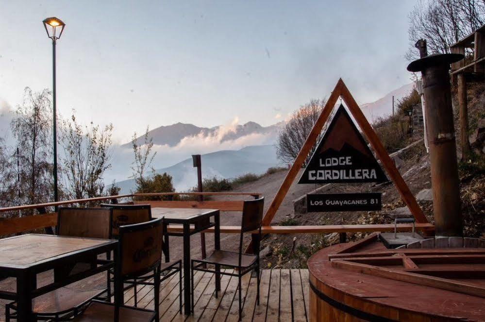 ואיה נבאדו Lodge Cordillera מראה חיצוני תמונה